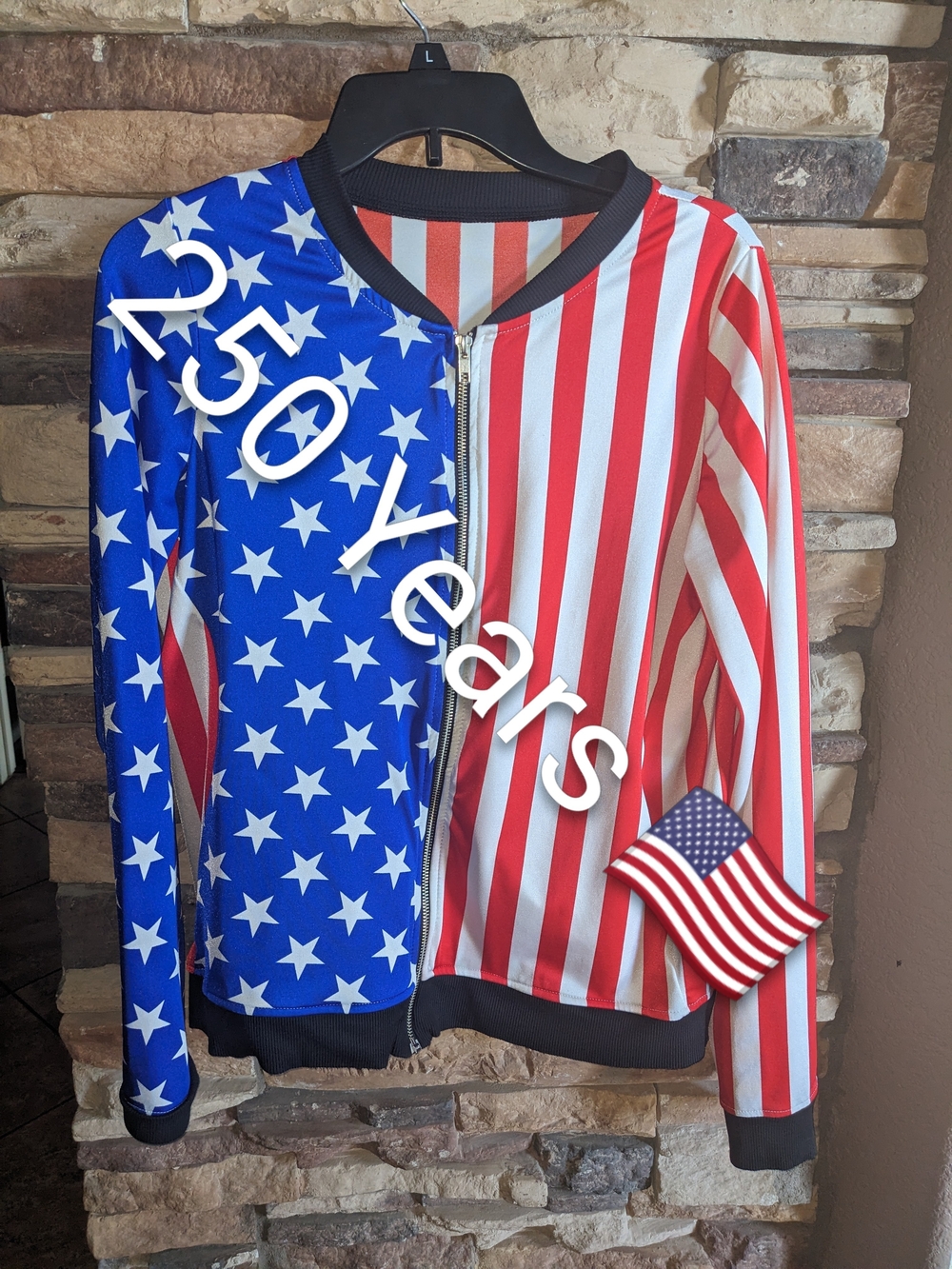 🔥👋🏽🧳 Black milk Red White Star & Stripe Zip Top.